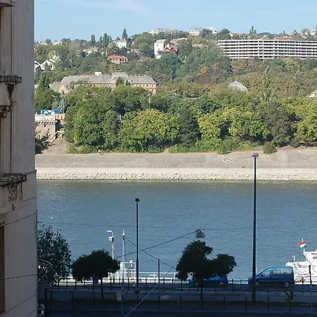 アパート Danube River View Close To Parlament ブダペスト