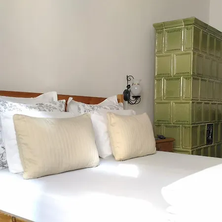 Danube River View Close To Parlament * Boedapest